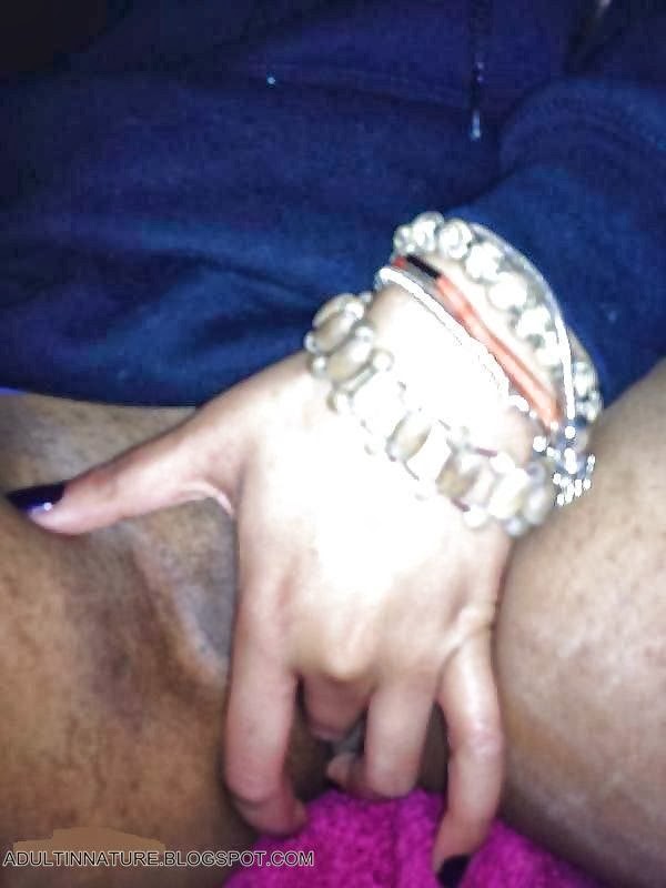 hot dudes kissing gif she dating multiple guys
